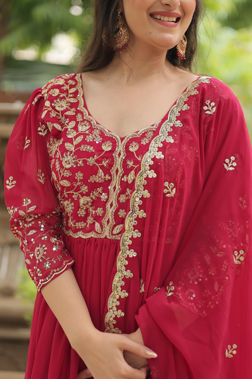 Elegant Faux Blooming Gown with Dupatta – LW-9208