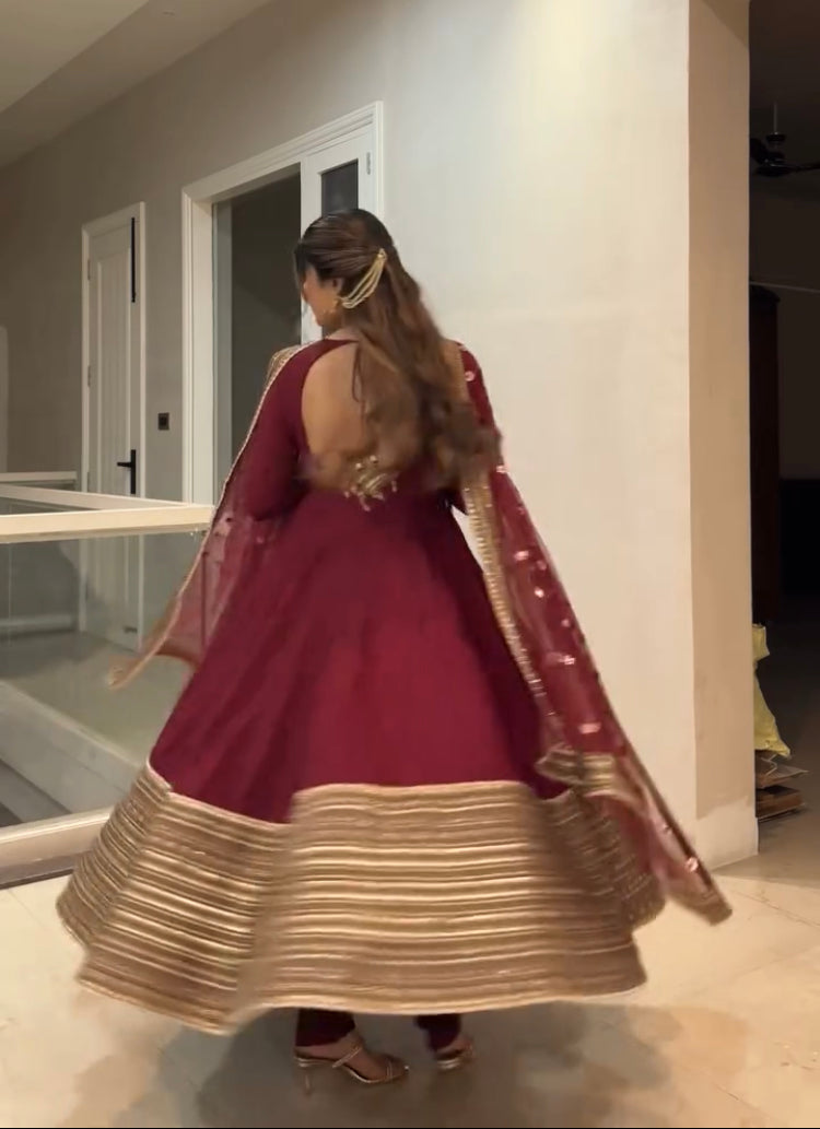 Premium Embroidered Roman Silk Gown Set – Ladyfamina