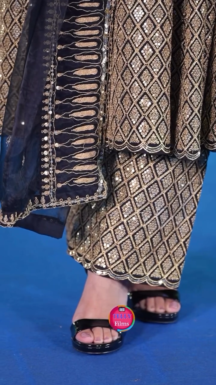 Festive & Party Wear Suit for Women