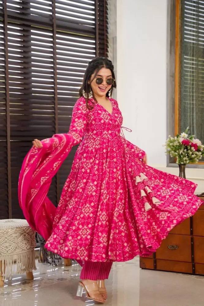 PREMIUM READYMADE ANARKALI SUIT SE LF-6006