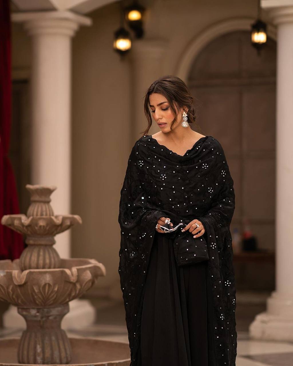 Black Anarkali suit set with full heavy dupatta LF-6008