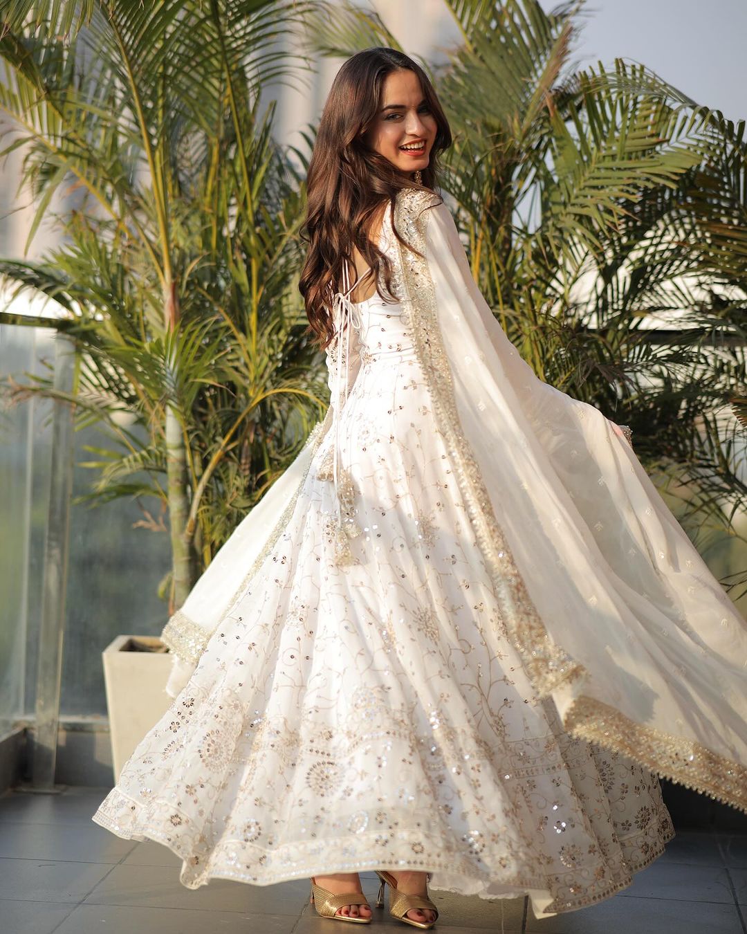 Trendy Off White Suit Set for Women With Embroidery and Sequnce Work LF-128