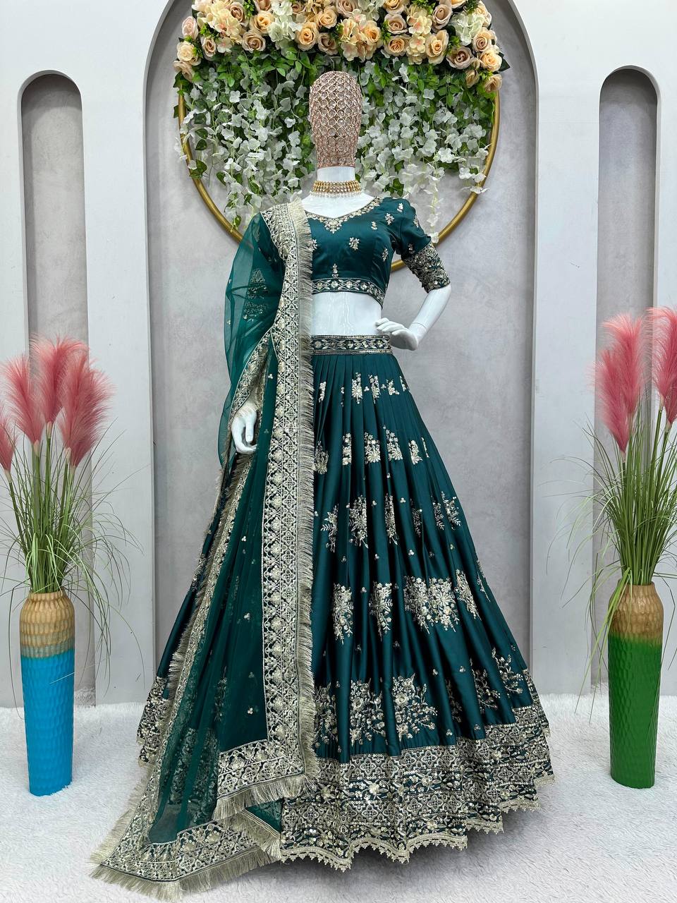 Grace meets glamour in this exquisitely designed lehenga choli QRC-219